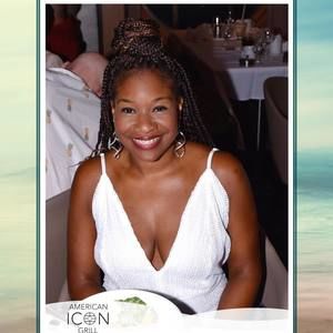 Meet your Posher, Aisha